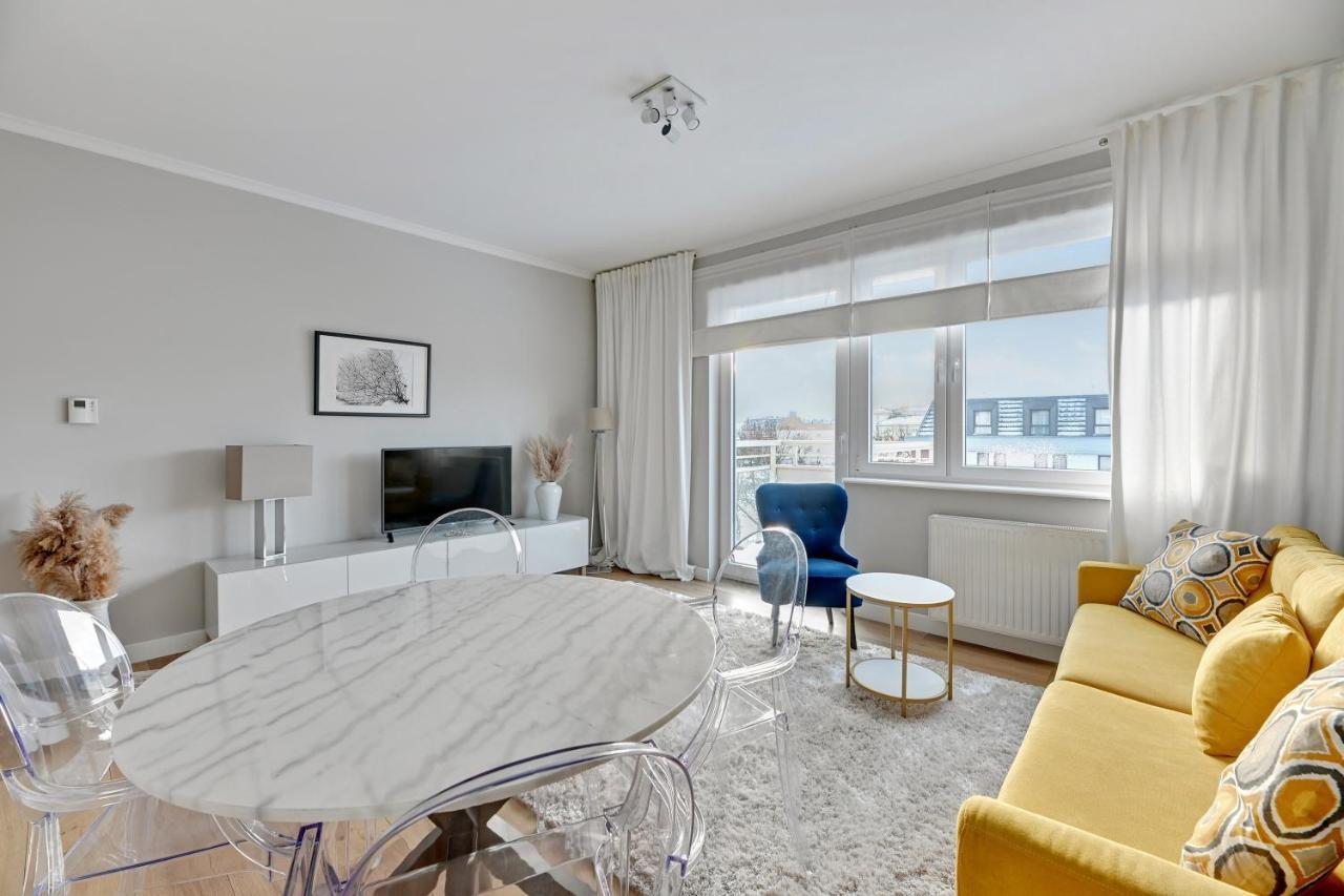 Downtown Apartments Sadova City Center & Parking グダニスク エクステリア 写真