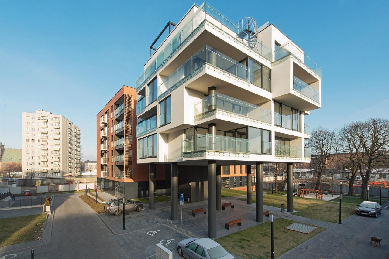 Downtown Apartments Sadova City Center & Parking グダニスク エクステリア 写真